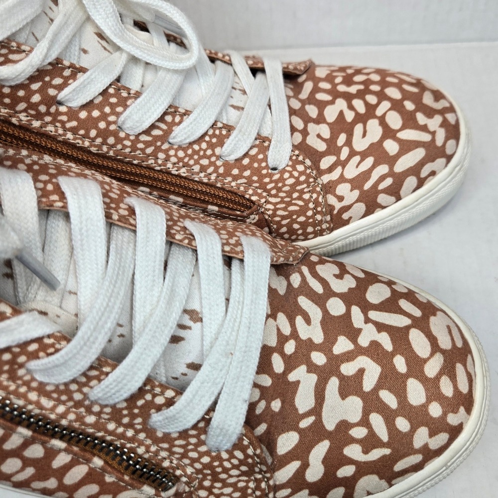 Universal Thread Womens High Top Sneakers Animal Print Side Zip Lace Up Size 10 - Picture 6 of 6